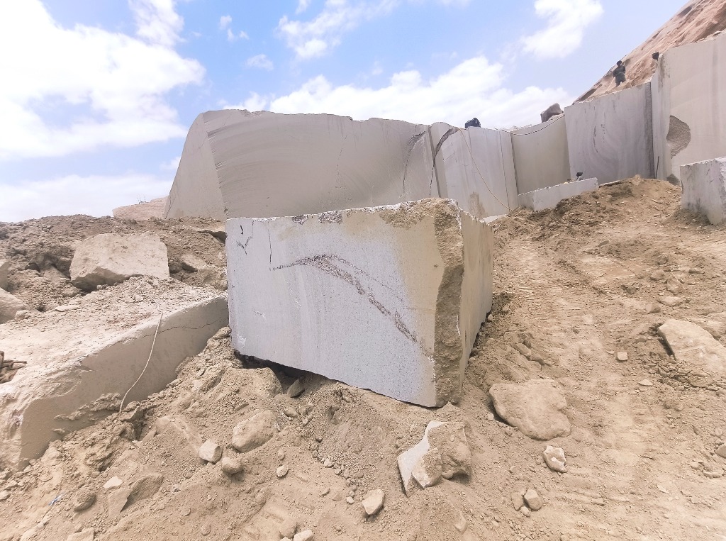 Granite Block Extraction